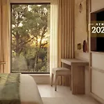 Sirena Hvar - New In 2026 חוואר