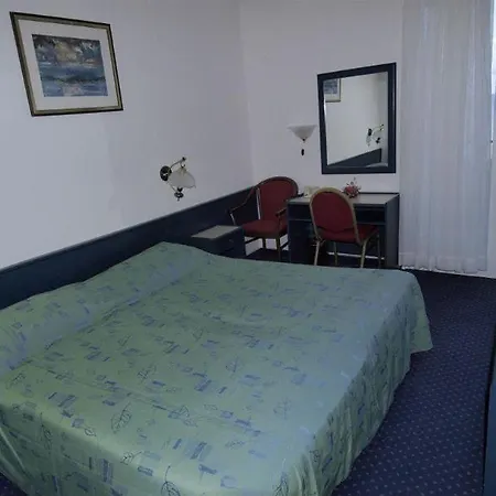 Sirena Hotel 3*